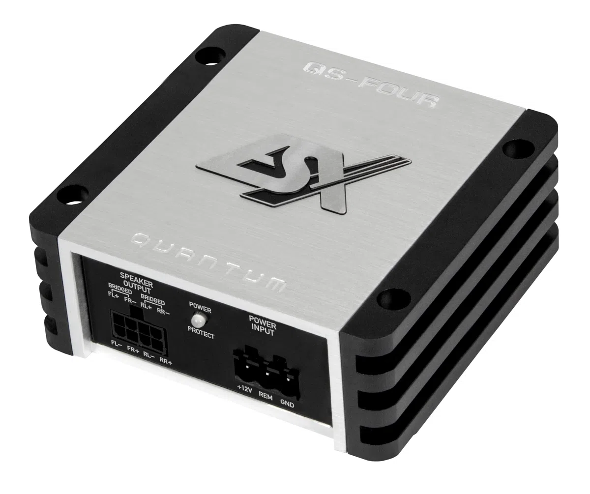 ESX QUANTUM QS-FOUR-ISO - Amplificateur ultra-compact pleine gamme de classe D avec 240 W RMS à seulement 90 x 35 x 80 mm | Faisceau de câblage ISO Plug & Play inclus | ESX Car Audio