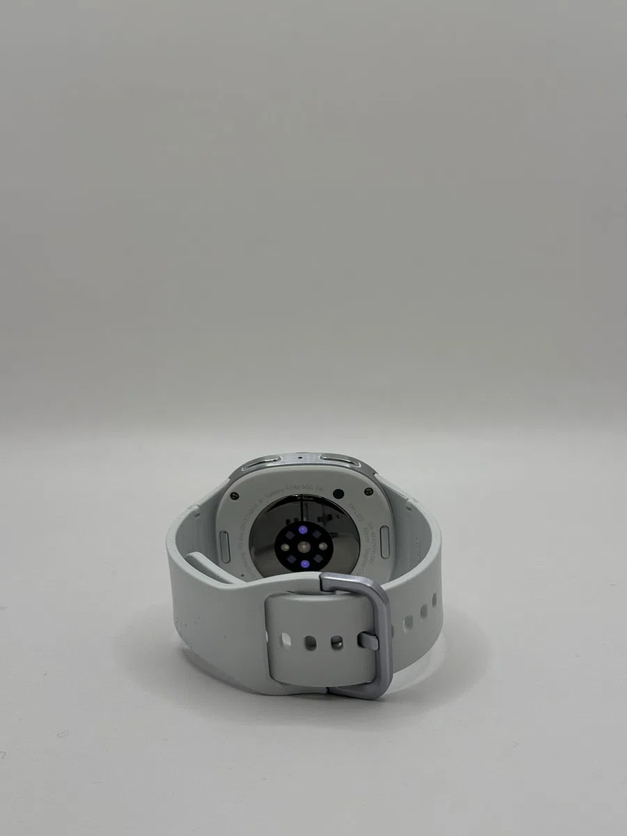 SAMSUNG L320 Galaxy Watch8, 40mm, Silver