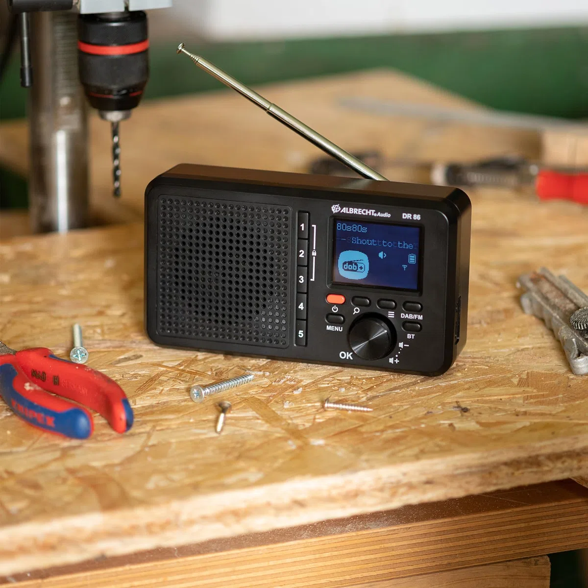 Albrecht DR 86-27861 - Petite Radio pour Personnes âgées - Dab+/FM - Streaming de Musique - Batterie intégrée de 2200 mAh - Transparent